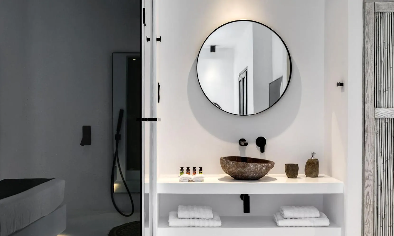 Psarou Black Villa 2