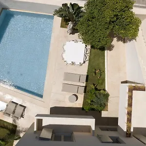 https://leonidas-domus.rethymnohotels.net