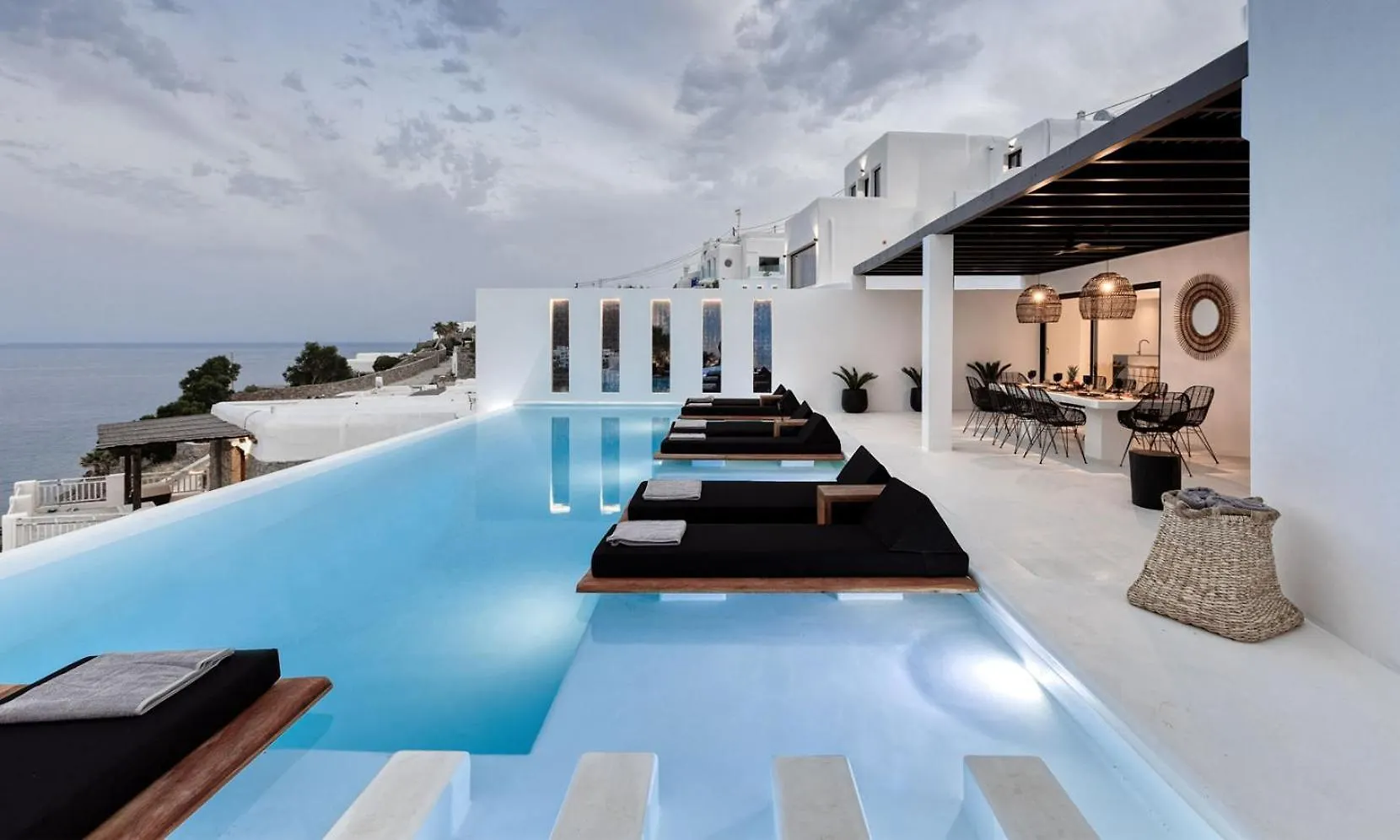 Psarou Black Villa 2 Greece